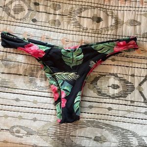 Midori cheeky bottoms